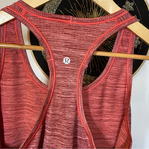 Lululemon Swiftly Tech Racerback Red Alert White Dark Sport Black Ombré Tank Top - Picture 6 of 9